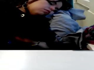 Fata dormind fetis în tren spion dormida ro tren